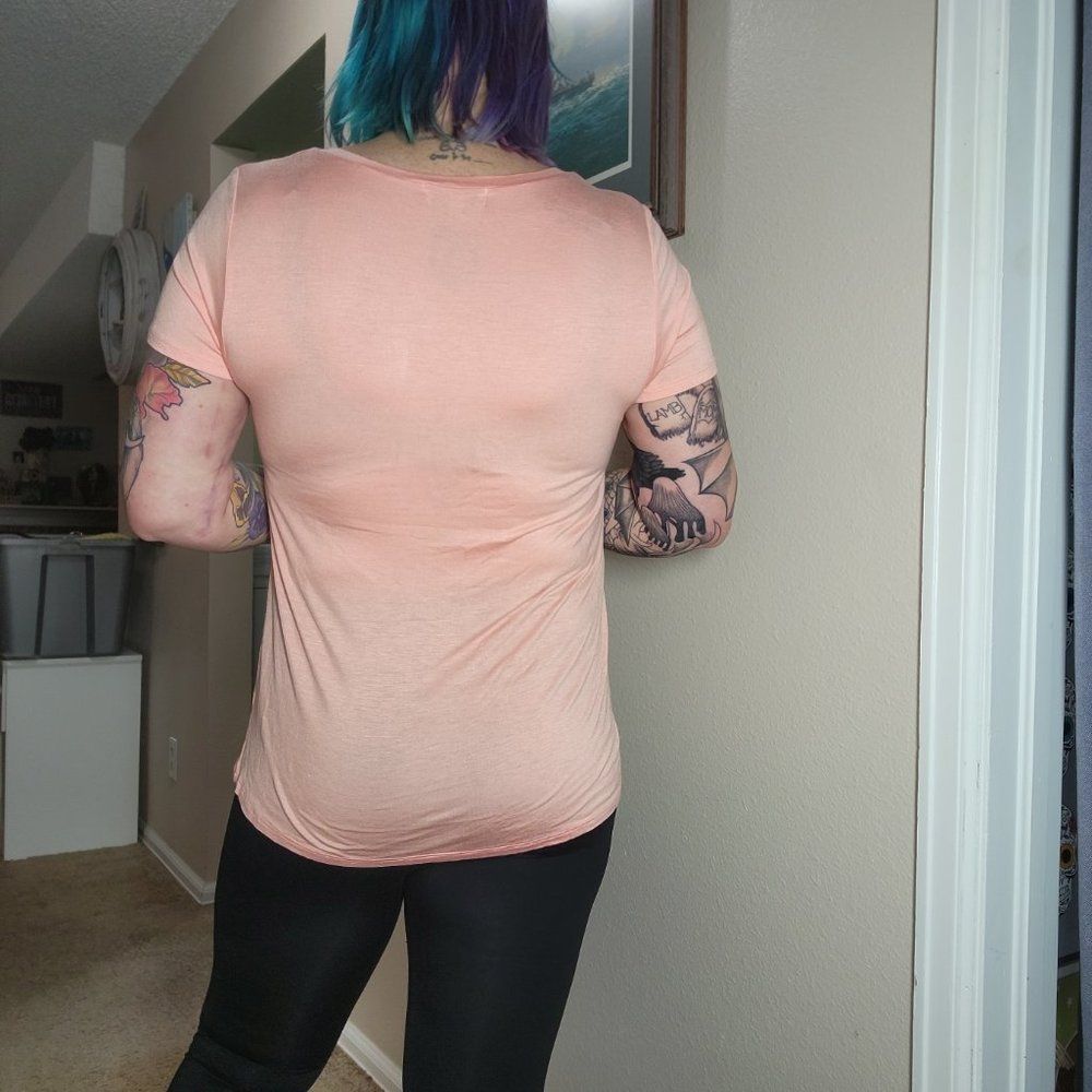 Active USA Peach soft short sleeved top - Picture 3 of 5